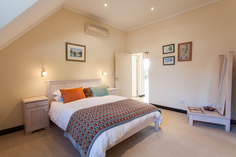 To Let 5 Bedroom Property for Rent in Pearl Valley at Val de Vie Western Cape